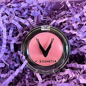 V-Kosmetik Light Weight Powder Blush in Magnolia